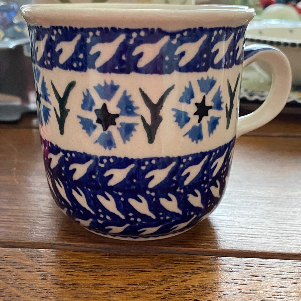 Hand made WIZA Poland Mug. Classic Polish Pottery & Design of Blue & Green 
NEW